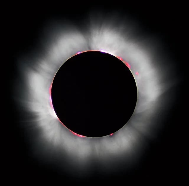 Real photograph of a solar eclipse